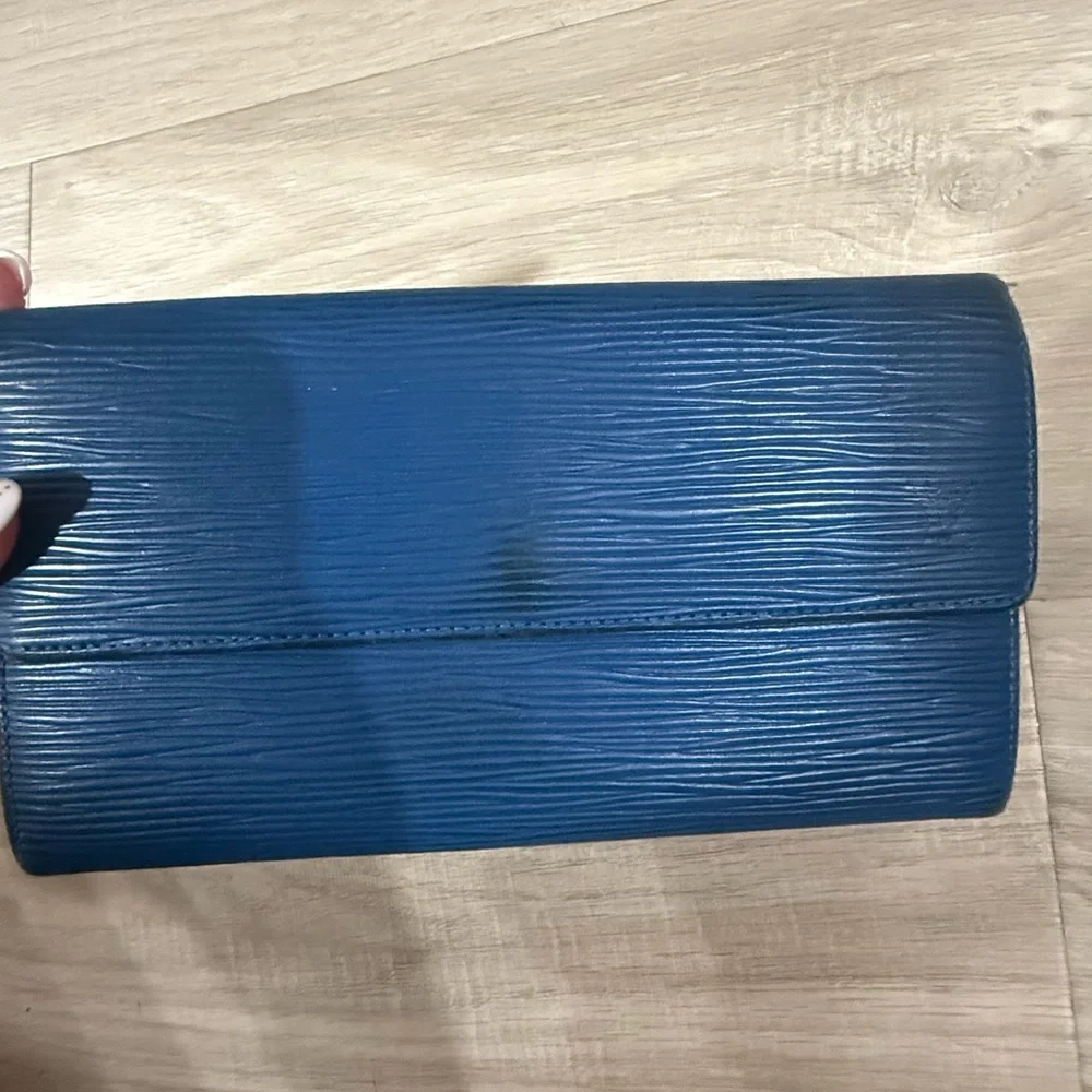 Authentic‎ Louis Vuitton Blue Epi Leather Bifold Bag Wallet-Project
